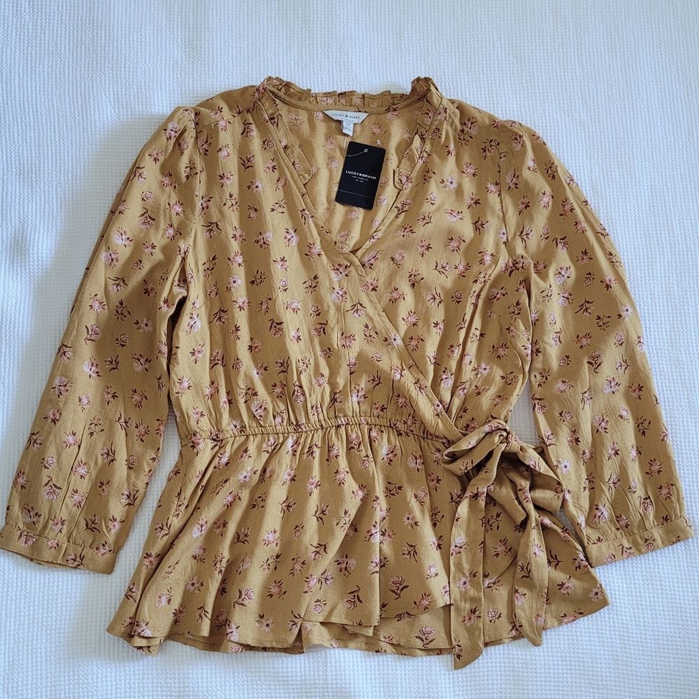Lucky🍀 Brand Floral💐 Marigold Faux SurpliceTop - Picture 13 of 16